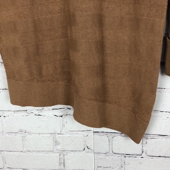 BCBGeneration women’s brown long sleeve turtleneck knit asymmetric bottom Small - Picture 2 of 5